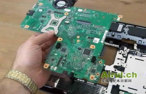 disassemble-dell-laptop-31.jpg