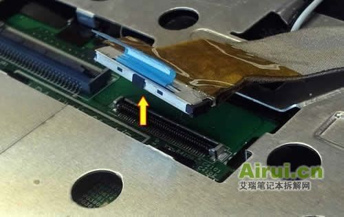 disassemble-dell-laptop-20.jpg