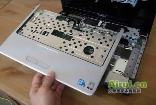 disassemble-dell-laptop-23.jpg